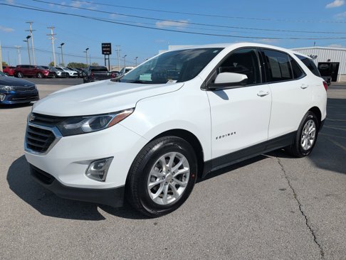 Used 2018 Chevrolet Equinox LT image 3