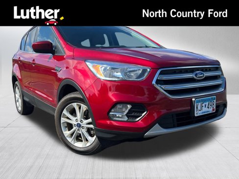 Used 2017 Ford Escape SE image 1