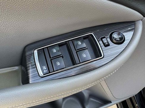 Used 2019 Chevrolet Impala LT image 15