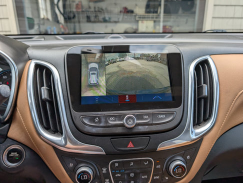 Used 2018 Chevrolet Equinox Premier image 16