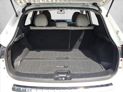 Used 2019 Nissan Rogue Sport SV w/ Technology Package image 6
