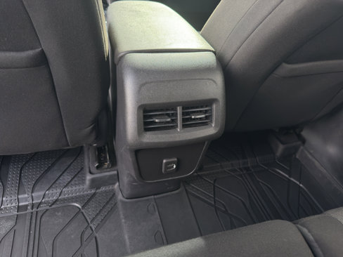 Used 2019 Chevrolet Equinox LT image 16