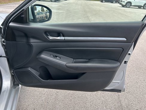 Certified 2022 Nissan Altima 2.5 SV image 35