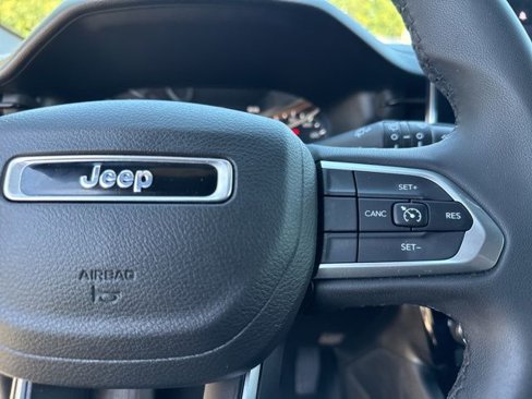 Certified 2022 Jeep Compass Altitude w/ Sun and Sound Group image 38