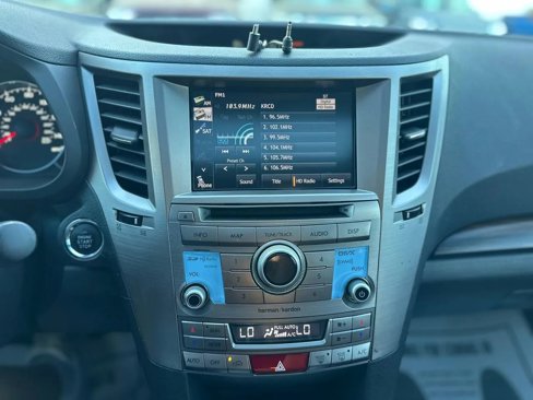 Used 2013 Subaru Outback 2.5i Limited image 45