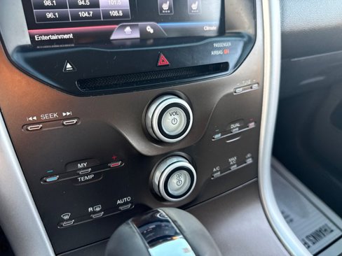 Used 2013 Ford Edge SEL image 31
