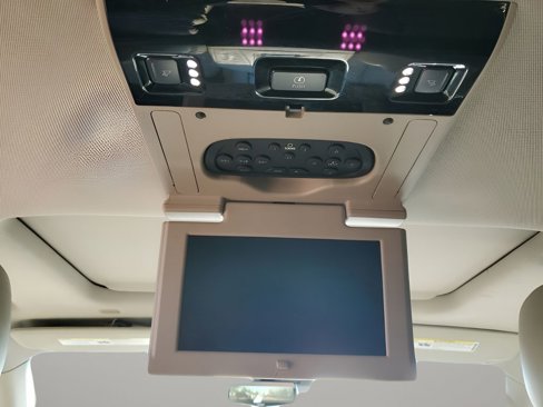Used 2017 Cadillac Escalade Luxury image 24