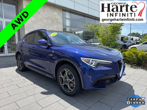 Used 2022 Alfa Romeo Stelvio Ti image 1