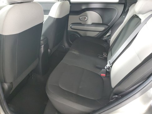 Used 2014 Kia Soul image 12