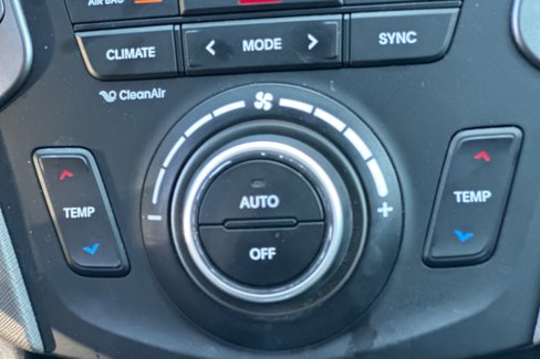 Used 2018 Hyundai Santa Fe Sport w/ Cargo Package image 29