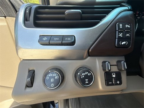 Used 2019 Chevrolet Tahoe Premier image 18
