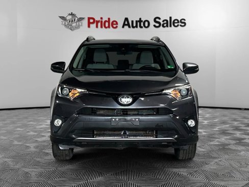Used 2017 Toyota RAV4 XLE image 2