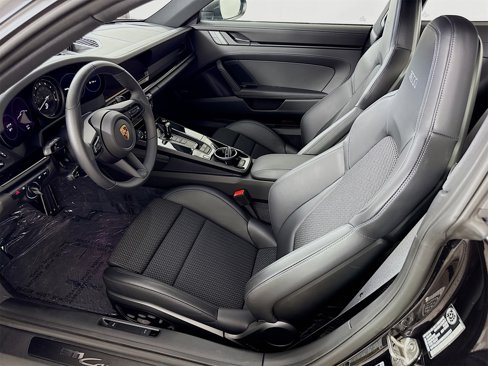 Used 2024 Porsche 911 Carrera T image 9