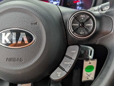 Used 2015 Kia Soul + image 30
