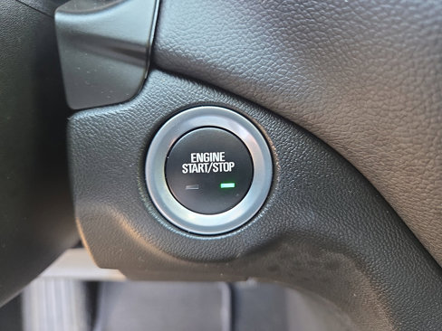 Used 2023 Chevrolet Equinox LT image 29