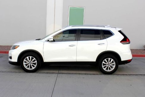 Used 2020 Nissan Rogue SV image 8
