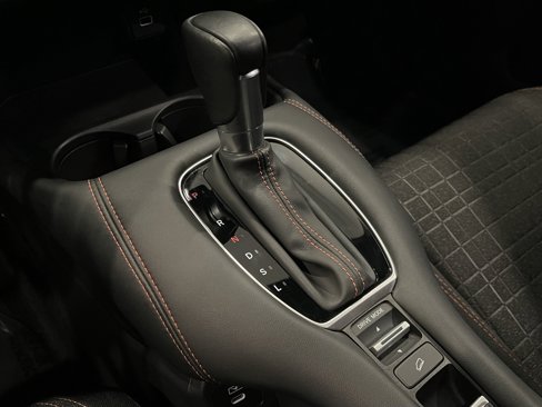 Used 2025 Honda HR-V Sport image 19