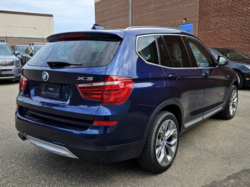 Used 2017 BMW X3 xDrive28i w/ Premium Package image 2