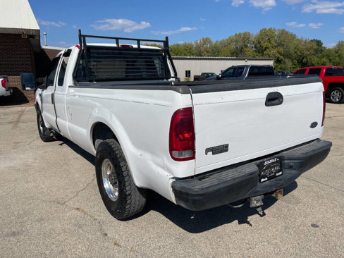 Used 2003 Ford F250 XL image 3