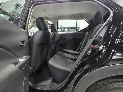 Used 2023 Nissan Kicks S image 9