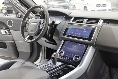 Used 2020 Land Rover Range Rover Sport HST image 32