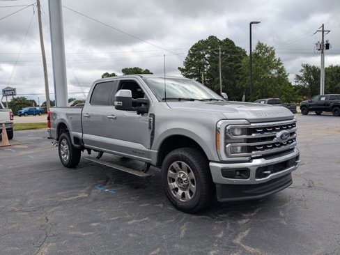 Certified 2023 Ford F250 Lariat w/ Lariat Ultimate Package image 2