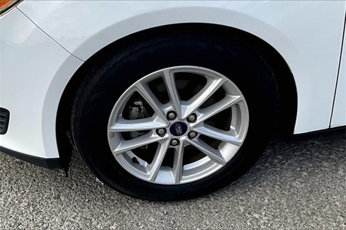Used 2017 Ford Focus SE image 8