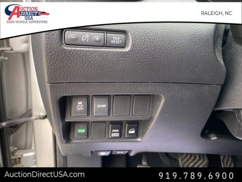 Used 2016 Nissan Rogue S image 25