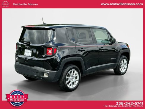 Used 2023 Jeep Renegade Latitude image 6