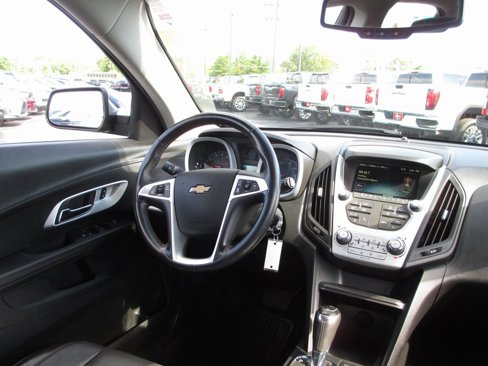 Used 2016 Chevrolet Equinox LTZ w/ Enhanced Convenience Package image 19