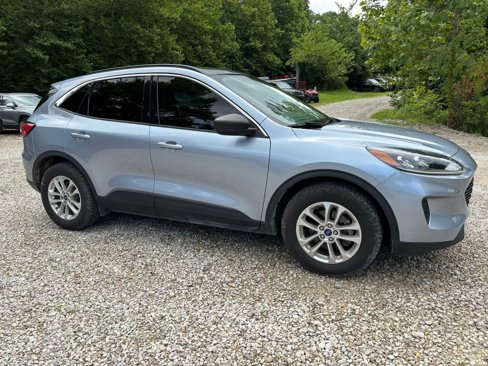 Used 2022 Ford Escape SE image 11