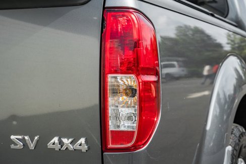 Used 2017 Nissan Frontier SV w/ SV Value Truck Package image 9
