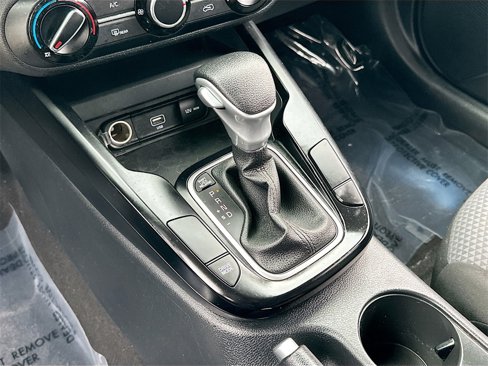 Certified 2022 Kia Soul LX w/ Technology Package image 16