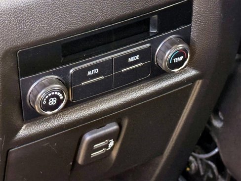 Used 2019 Chevrolet Traverse LT w/ LPO, Floor Liner Package image 40