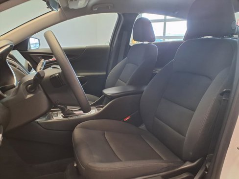 Used 2022 Chevrolet Malibu LS image 11