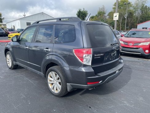 Used 2011 Subaru Forester 2.5X Premium w/ All-Weather Pkg image 6