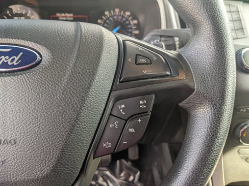 Used 2016 Ford Edge SE image 22