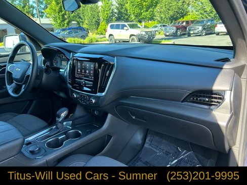 Used 2022 Chevrolet Traverse LT w/ LPO, Cargo Package image 26