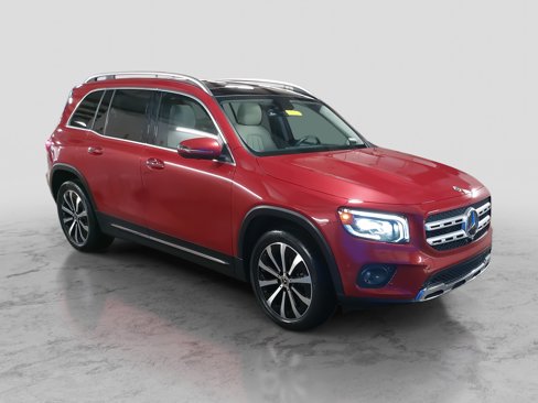 Used 2021 Mercedes-Benz GLB 250 image 4