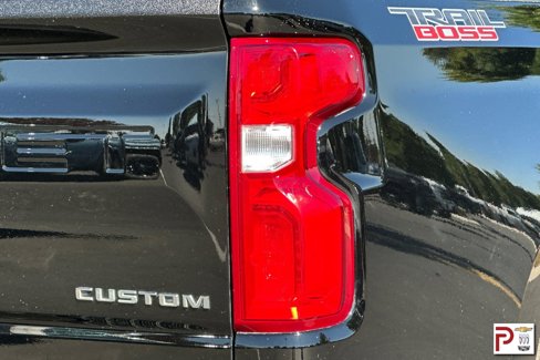 Used 2020 Chevrolet Silverado 1500 Custom Trail Boss image 31