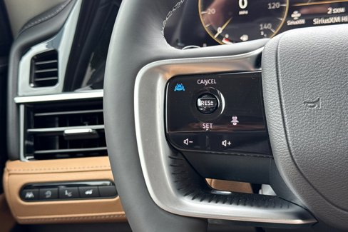 New 2025 INFINITI QX80 Luxe image 29