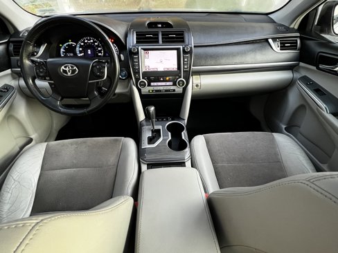 Used 2012 Toyota Camry XLE image 34