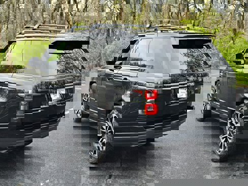 Used 2020 Land Rover Range Rover image 4
