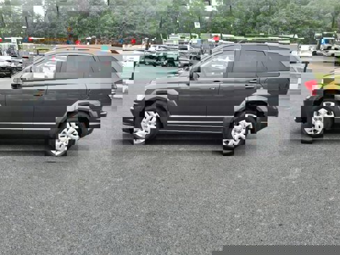 Used 2018 Dodge Journey SE image 2