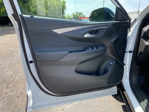 New 2025 Buick Envista Sport Touring w/ Convenience I Package image 12