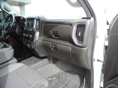Used 2022 Chevrolet Silverado 3500 LT w/ Convenience Package image 15