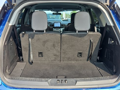 Certified 2022 Ford Explorer XLT w/ Equipment Group 202A image 27