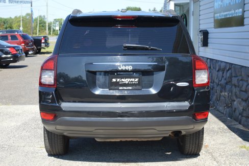 Used 2014 Jeep Compass Latitude image 4