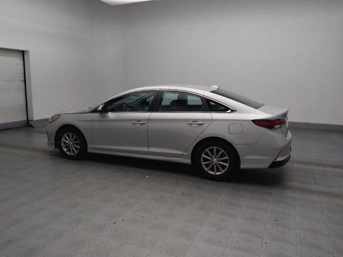Used 2018 Hyundai Sonata SE image 3