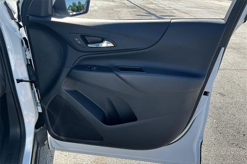 Used 2023 Chevrolet Equinox LT w/ LPO, Floor Liner Package image 28
